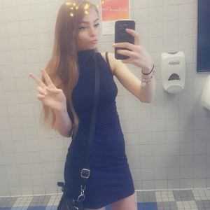 Meet your Posher, Kayla